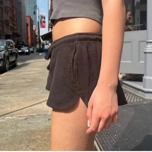 Brandy Melville Summer Thermal Shorts Waffle Knit Washed Grey Black O/S - Picture 2 of 7